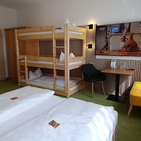 Familienhotel Nahe Der Therme Erding Eksteriør bilde